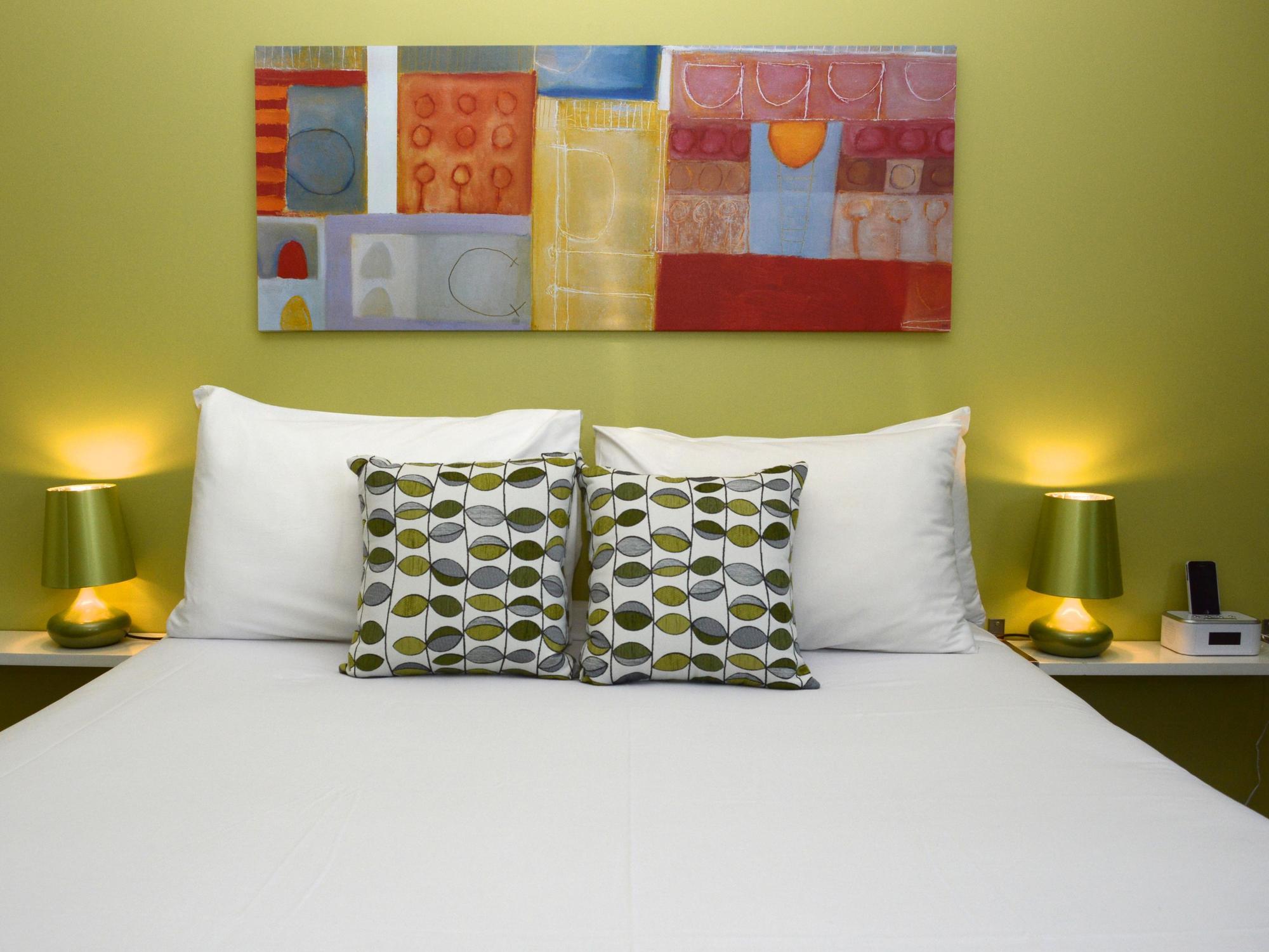 Birches Serviced Apartments Melbourne Exterior photo