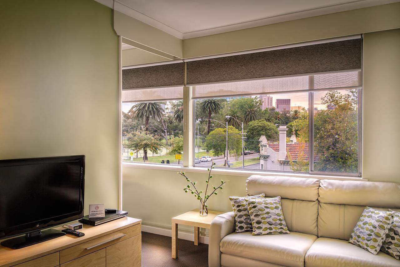 Birches Serviced Apartments Melbourne Exterior photo